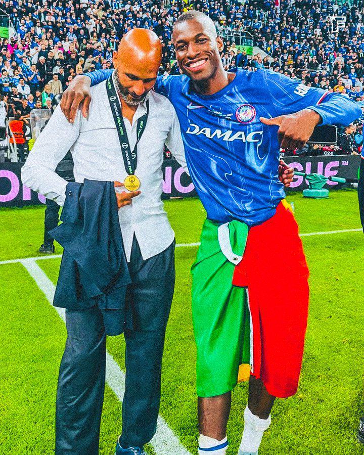 经纪人确认杰克逊离队：蓝军生涯翻篇，48小时内转会完成